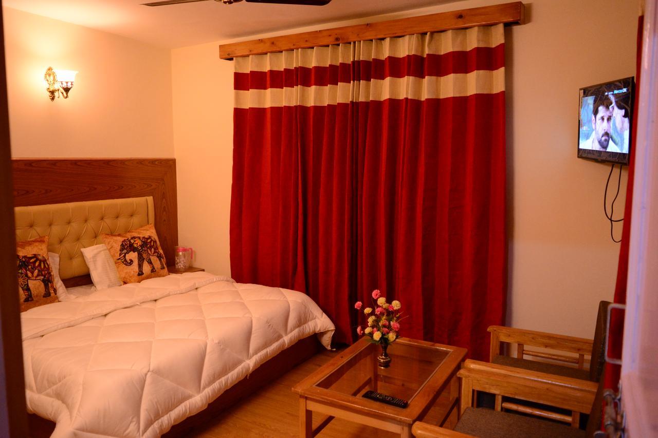 Ambika Bliss Bed and Breakfast Manāli Eksteriør billede