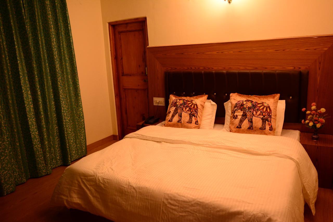 Ambika Bliss Bed and Breakfast Manāli Eksteriør billede